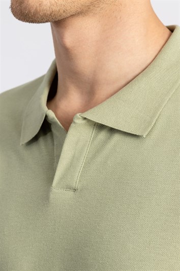 Slim Fit Dar Kesim Düz Düğmesiz Polo Yaka Erkek T-Shirt